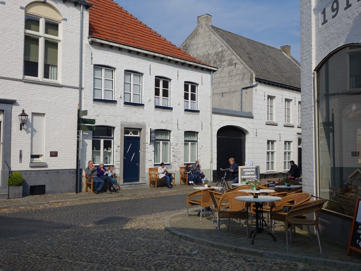 Thorn, Huser an der Ecke Hoogstraat und Vinkenstraat (02.05.2015)