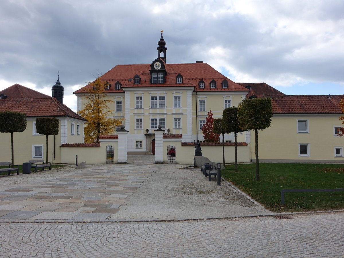 Thyrnau, Zisterzienserinnenabtei, erbaut von 1714 bis 1718 durch Domenico d'Angeli (21.10.2018)