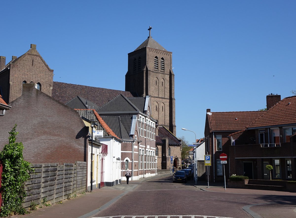 Tiel, St. Dominicus Kirche, erbaut ab 1861 im Waterstaatsstil (09.05.2016)