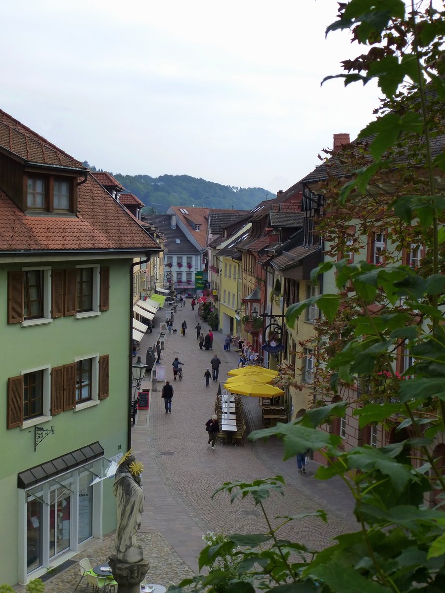 Tiengen, Blick von der Schloterrasse in die Hauptstrae, Sept.2015