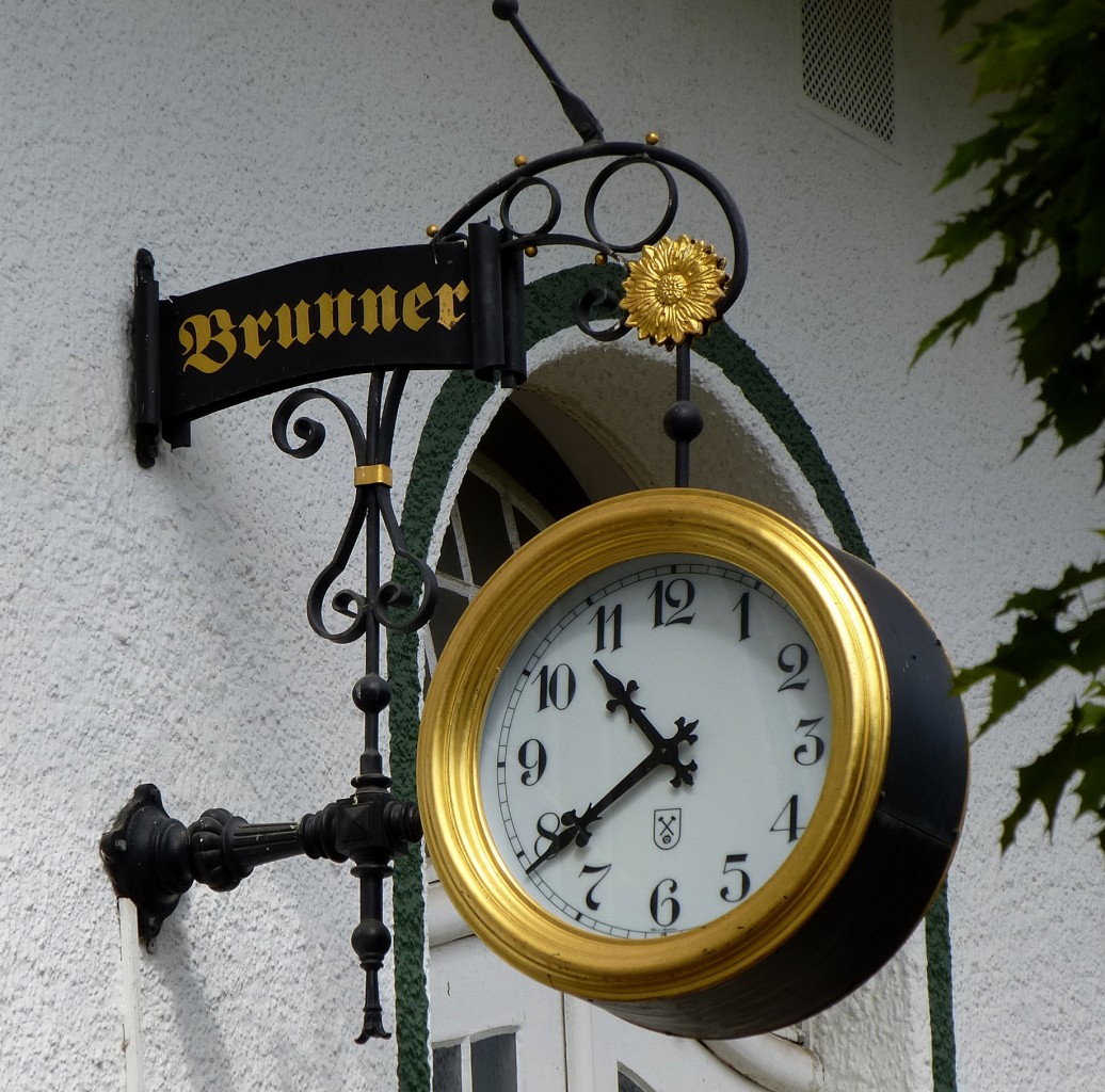 Titisee, Schwarzwlder Kuckucksuhren  Brunner , Juni 2014