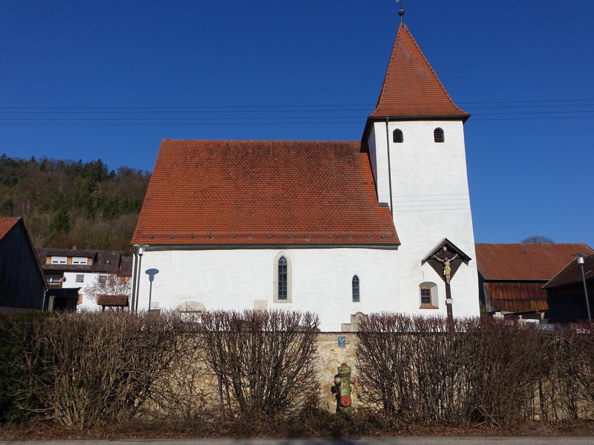 Tging, Pfarrkirche St. Peter, frhgotischer Saalbau mit Chorturm (12.03.2017)