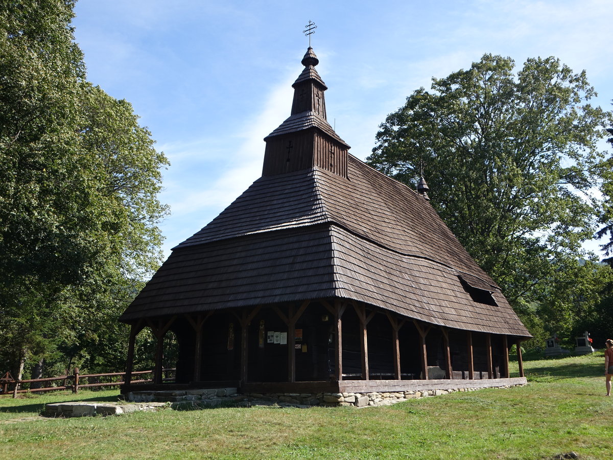 Topola, Holzkirche St. Michael, erbaut im 17. Jahrhundert (31.08.2020)