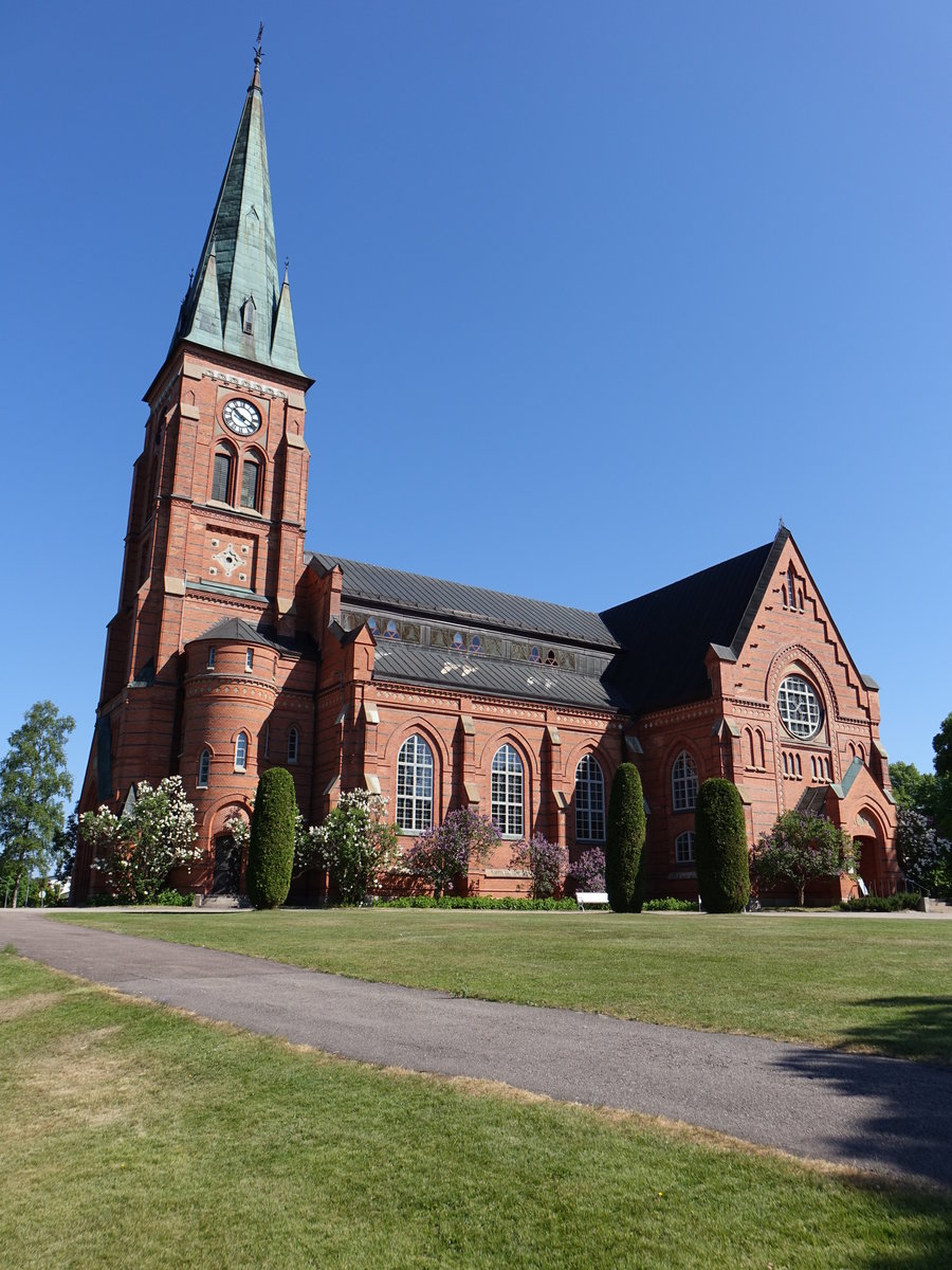 Torsby, Frysnde Kirche, Kirche aus Backstein erbaut bis 1898 durch Architekt Adrian C. Peterson (31.05.2018)