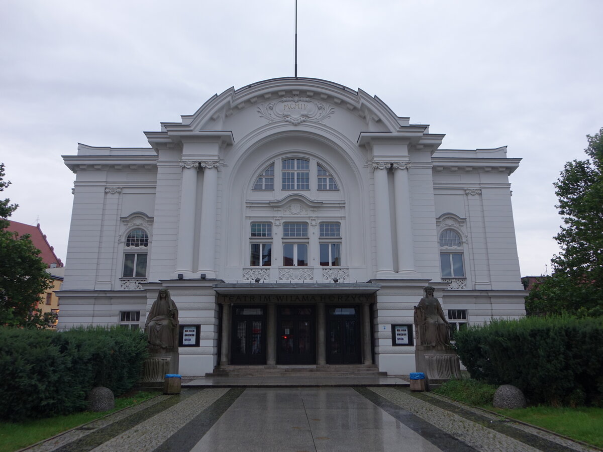 Torun / Thorn, Theater Wilama Horzycy am Plac Teatralny, erbaut 1904 durch das Wiener Architektenbro Fellner & Helmer (06.08.2021)