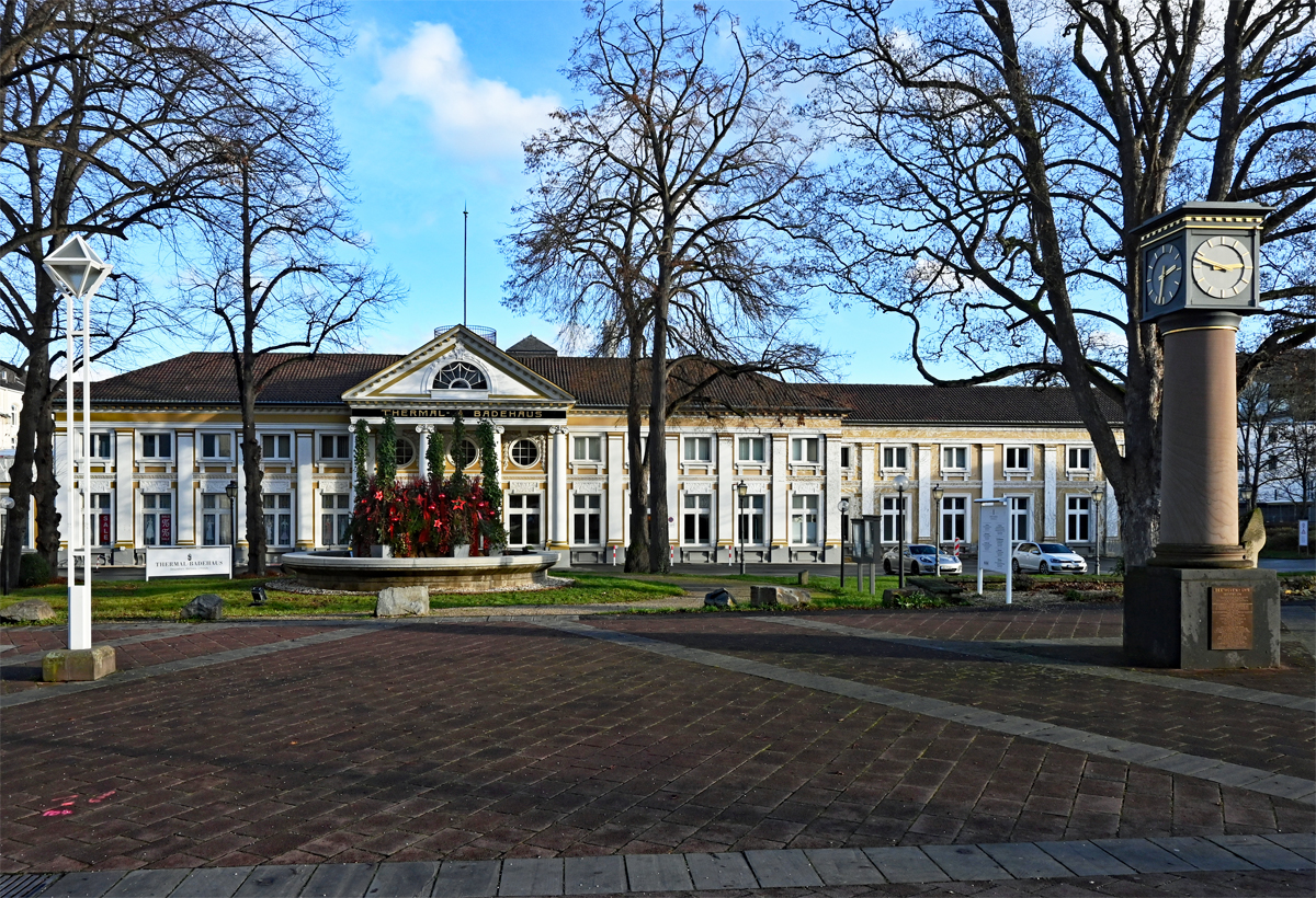 Traditionsreiches, 1899/1901 erbautes Thermal Badehaus in Bad Neuenahr - 13.12.2020