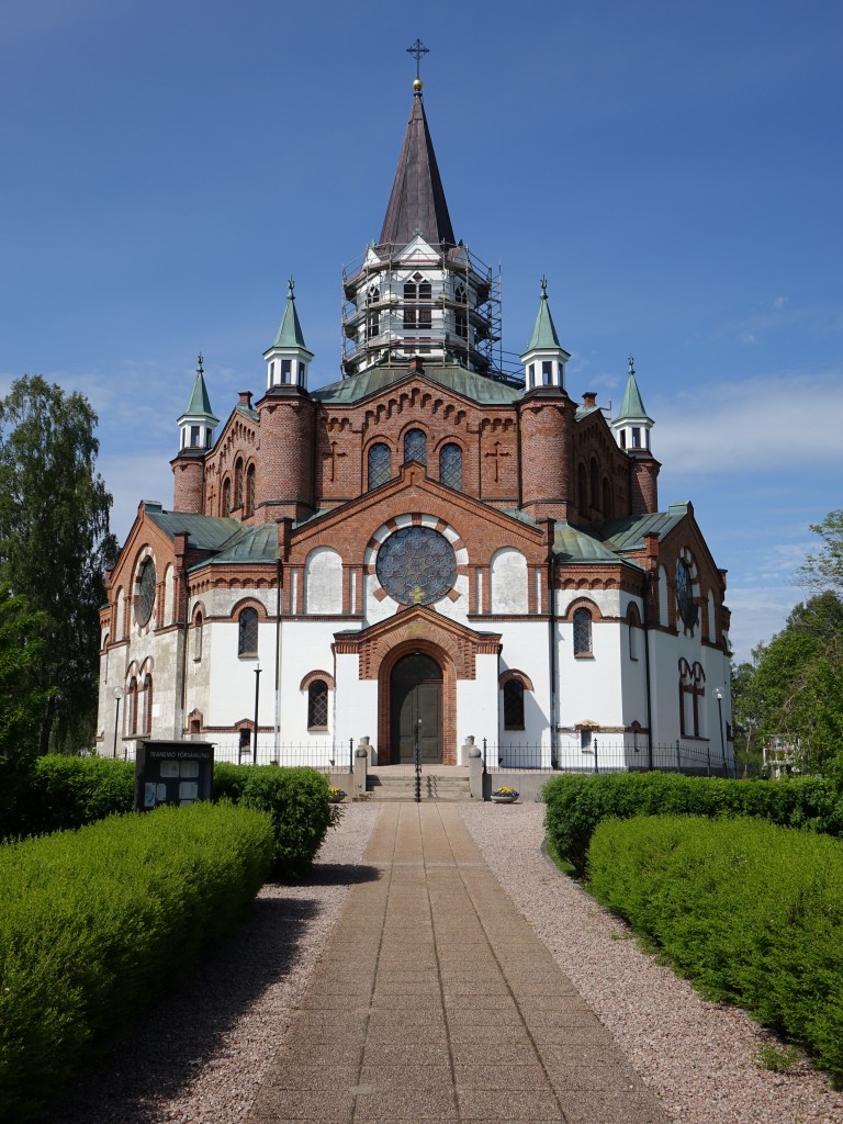 Tranemo, Ev. Kirche, erbaut von 1881 bis 1882 durch Baumeister P. J. Pettersson, 
Architekt Emil Langlet, geweiht 1899 (13.06.2015)