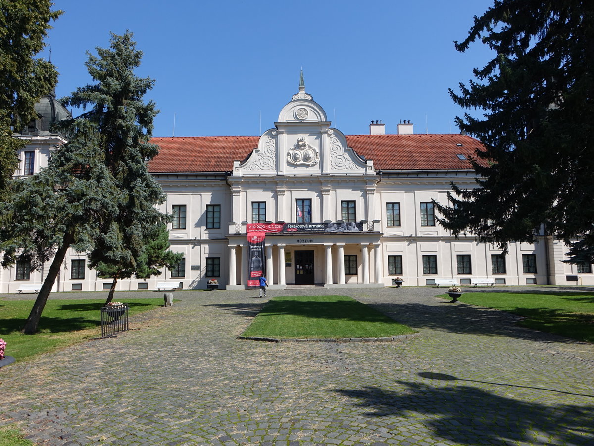 Trebisov / Trebischau, Barockschloss, erbaut 1786 (30.08.2020)