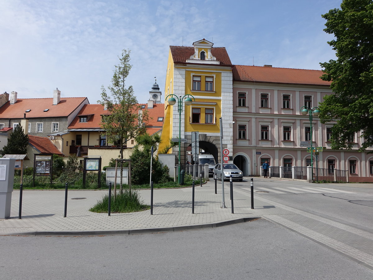 Trebon, Hradecka Tor in der Dukelska Strae (27.05.2019)