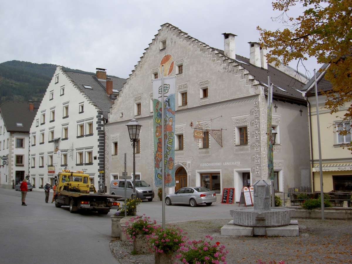 Treppengiebelhuser am Hauptmarkt von Mauterndorf, Bezirk Tamsweg (05.10.2013)