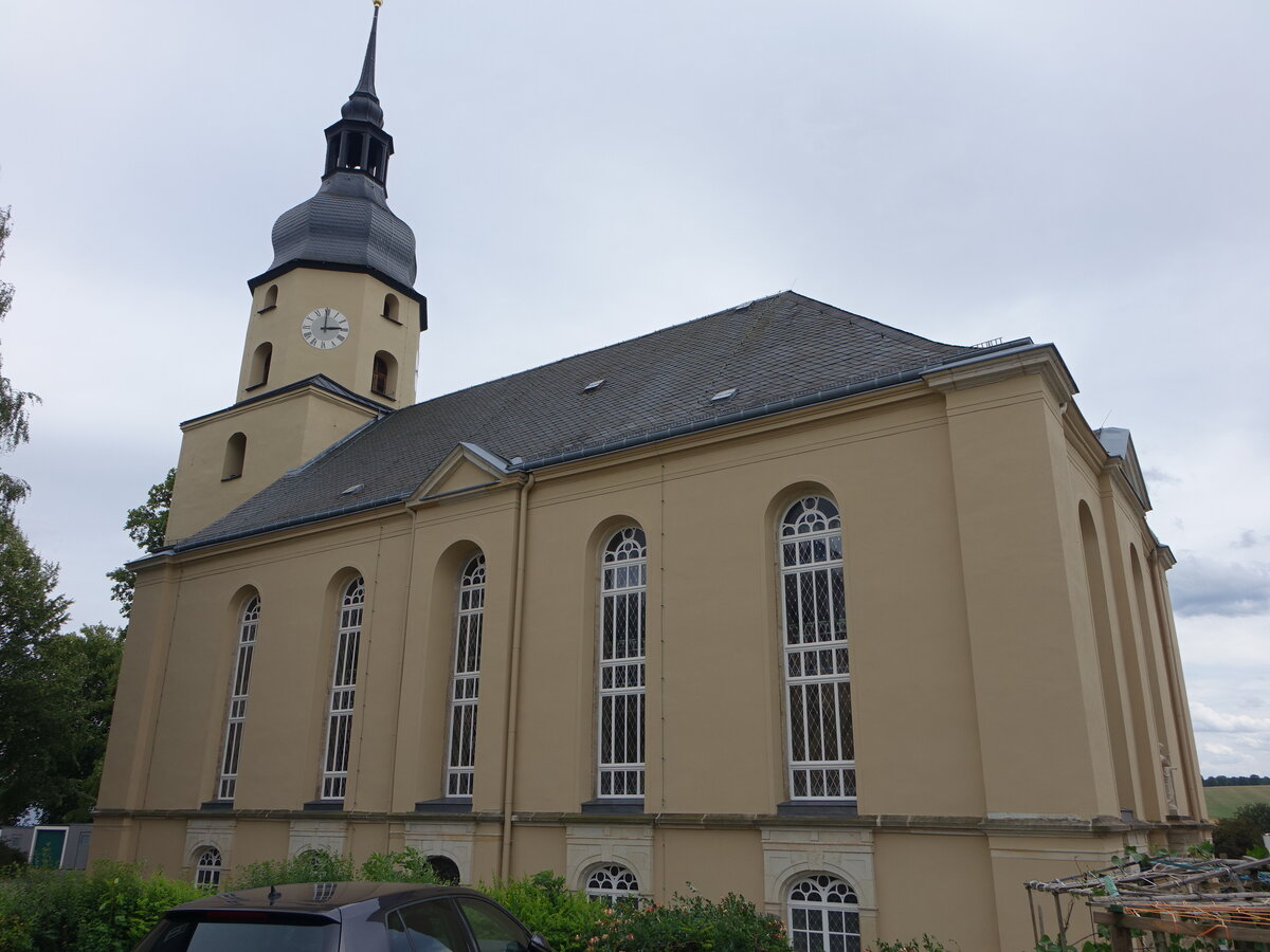 Treuen/ Vogtland, evangelische Stadtkirche St. Bartholomus, Saalkirche mit Ostturm, erbaut bis 1809 (23.07.2023)