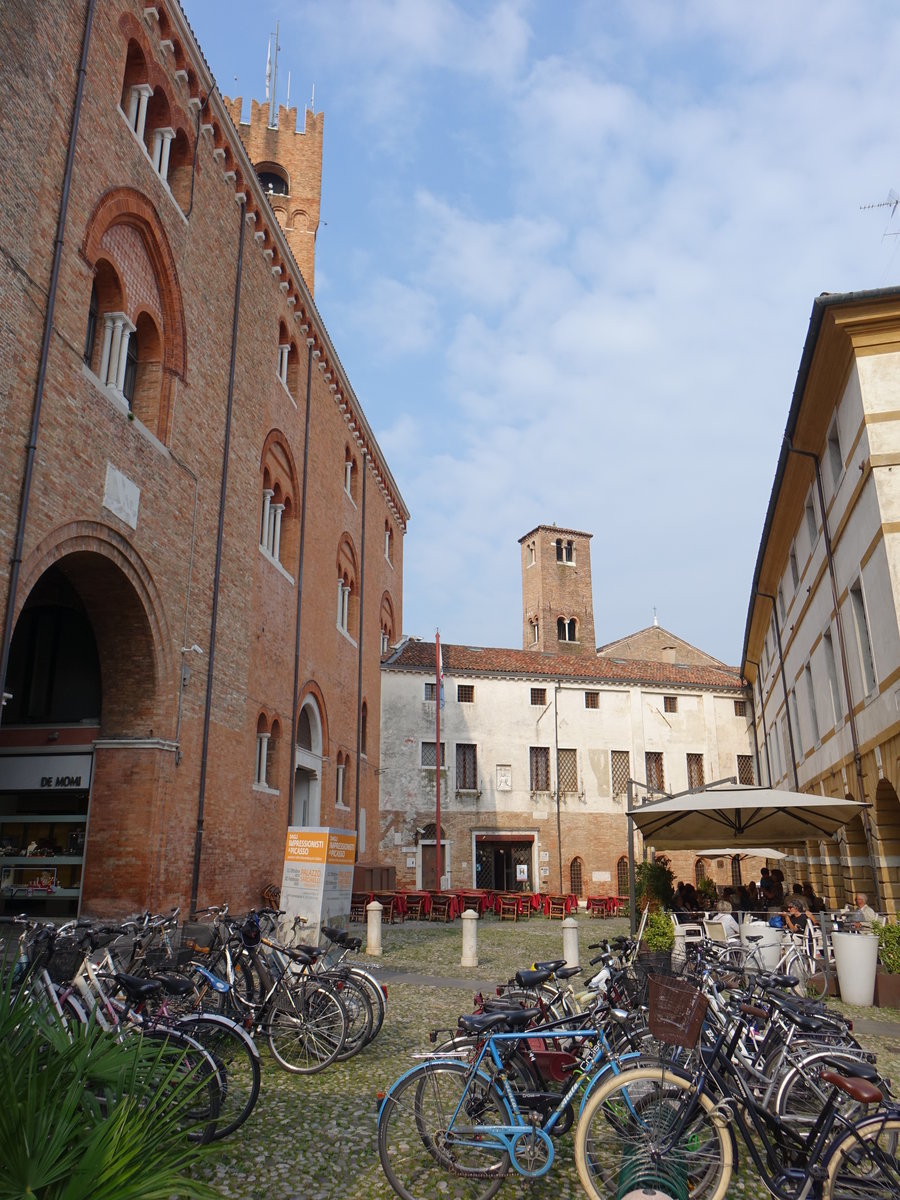Treviso, Pfarrkirche San Vito und St. Lucia, erbaut von 1354 bis 1389 (18.09.2019)
