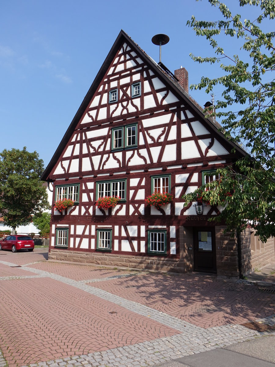 Trichtingen, Fachwerk Rathaus in der Oberndorfer Strae (19.08.2018)