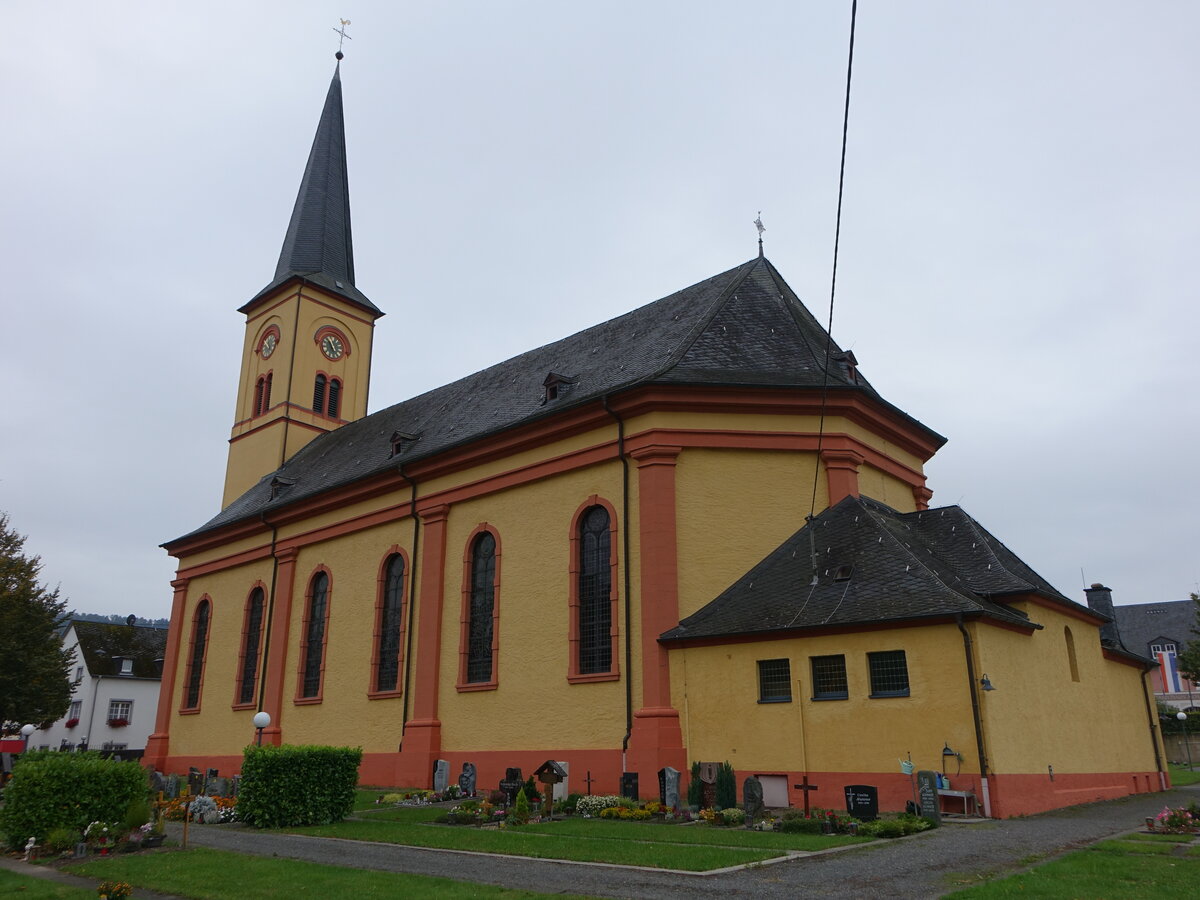 Trittenheim, Pfarrkirche St. Clemens, erbaut von 1790 bis 1793 (10.10.2025)