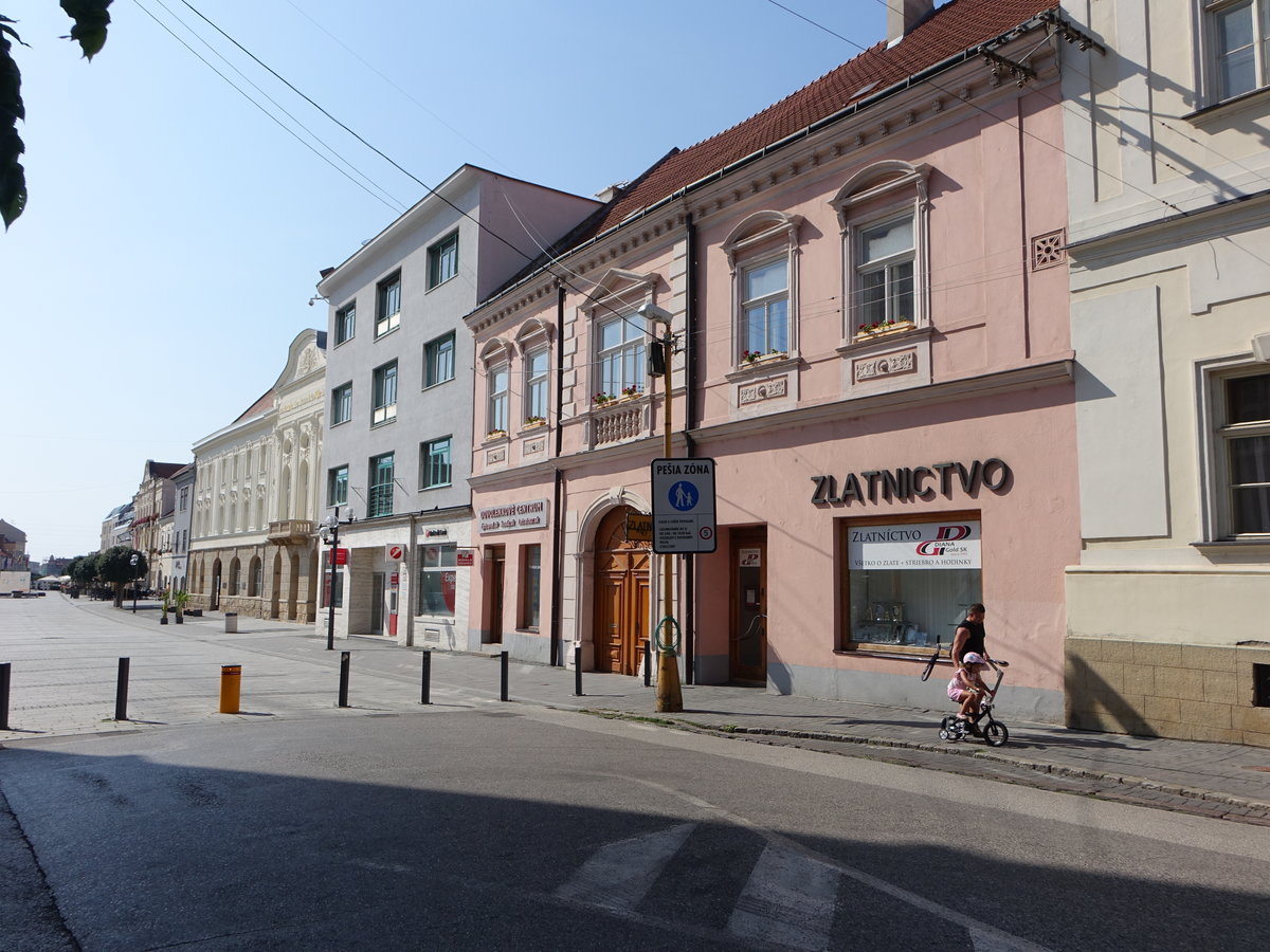 Trnava / Tyrnau, Huser in der Stefanikova Strae (29.08.2019)