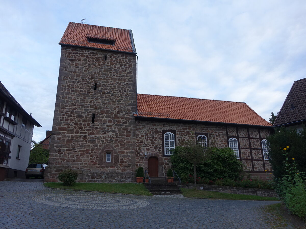 Trgen, evangelische St. Laurentius Kirche, Westturm aus dem 13. Jahrhundert, Langhaus erbaut 1766 (01.10.2023)