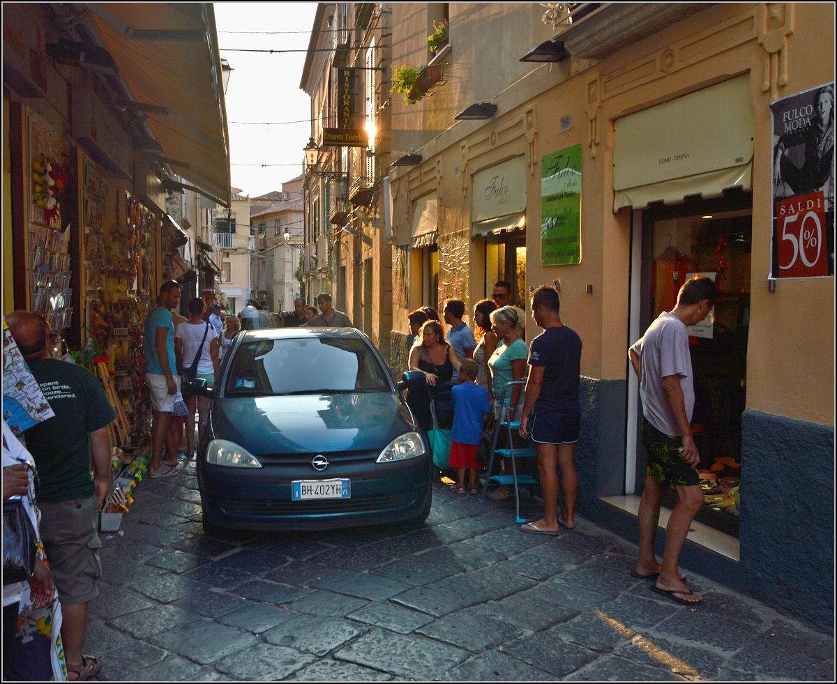 Tropea - Nachts im Touristennest in Kalabrien. Sommer 2013.