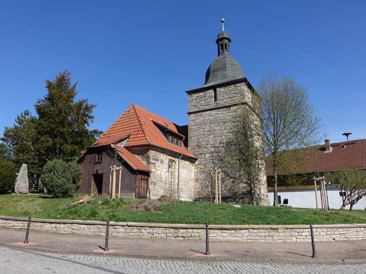 Trgleben, evangelische St. Johannis Kirche, erbaut 1520 (16.04.2022)