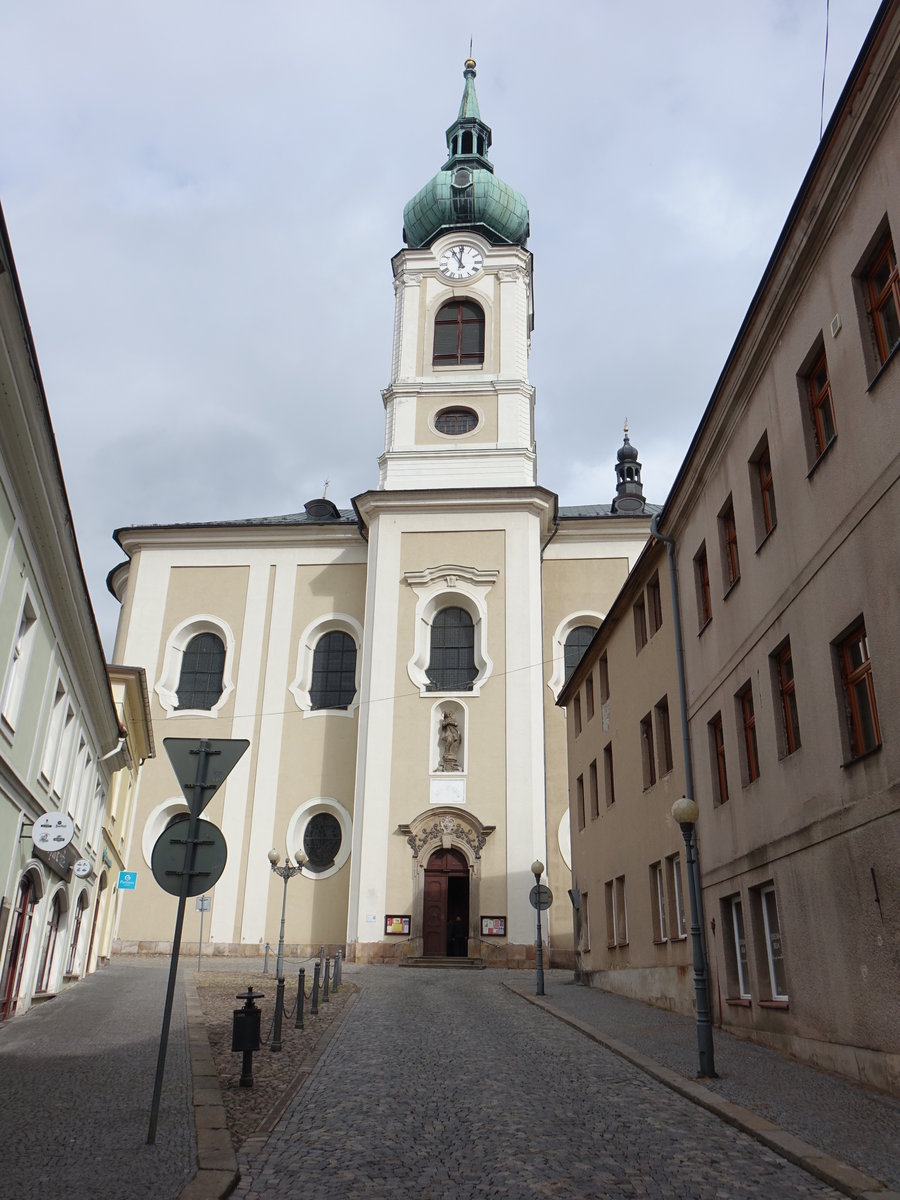 Trutnov / Trautenau, Pfarrkirche St. Marien, erbaut im 13. Jahrhundert, barocker Umbau von 1755 bis 1782 (29.09.2019)