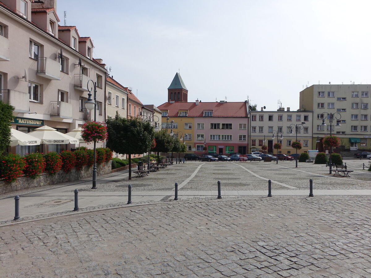 Trzebnica / Trebnitz, Gebude am Rynek Platz (15.09.2021)