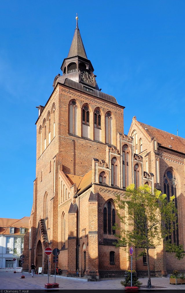 Turm der Pfarrkirche St. Marien in G�strow, erbaut im Stil der norddeutschen Backsteingotik Anfang des 16. Jahrhunderts.

🕓 19.9.2025 | 16:57 Uhr
