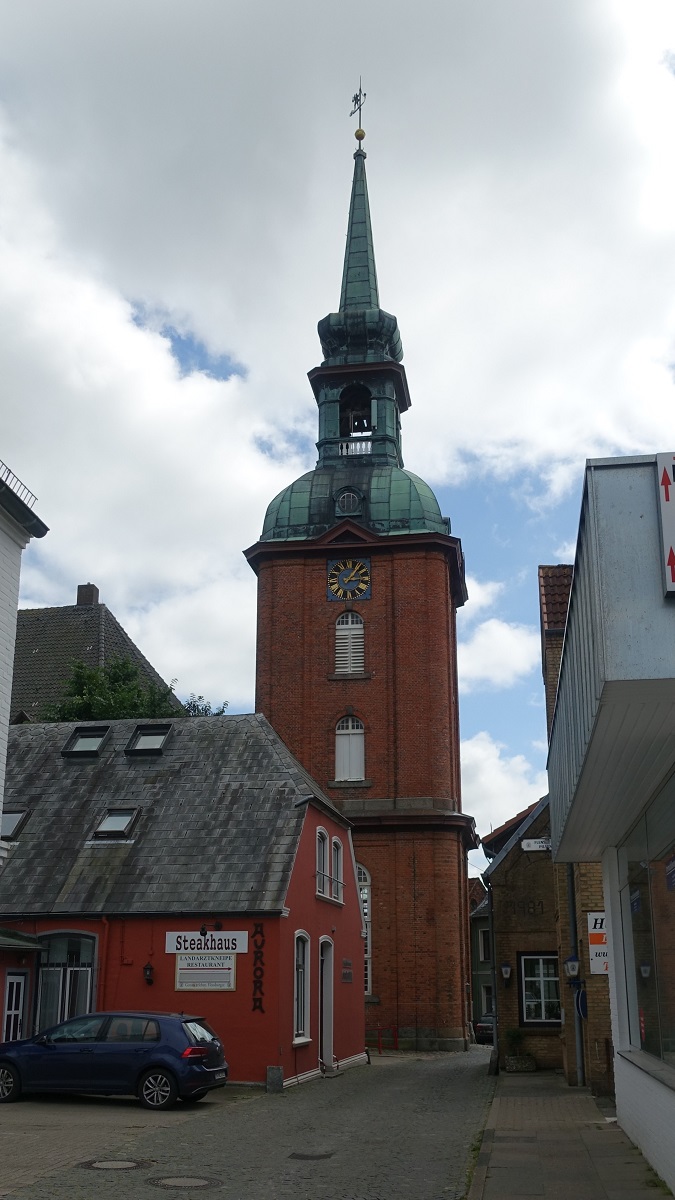 Turm der St. Nikolai-Kirche in Kappeln am 27.6.2019, erbaut 1789-1793, 