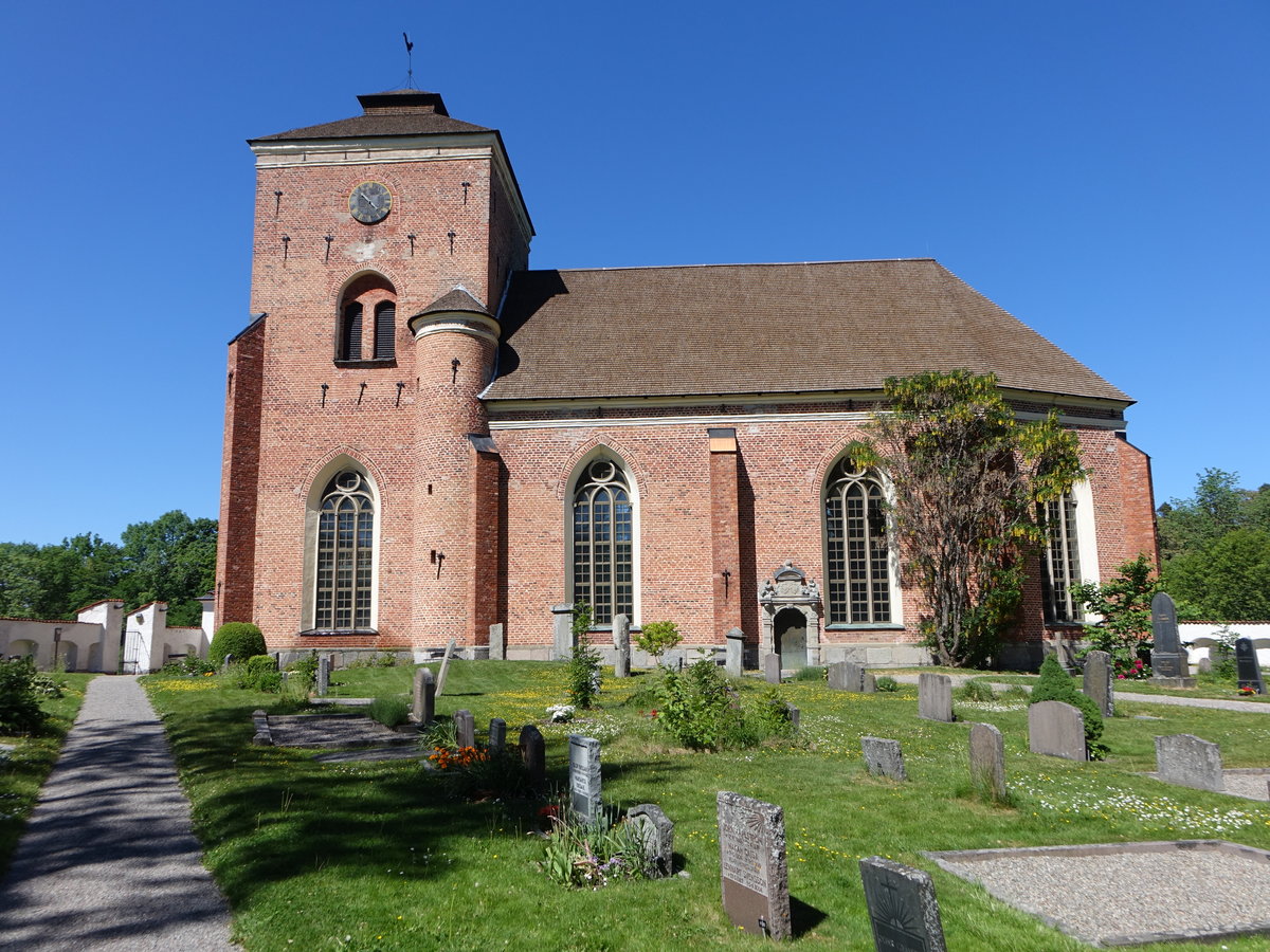 Tyresö, Ev. Kirche, erbaut von 1638 bis 1640 durch Gabriel Oxenstierna (04.06.2018)