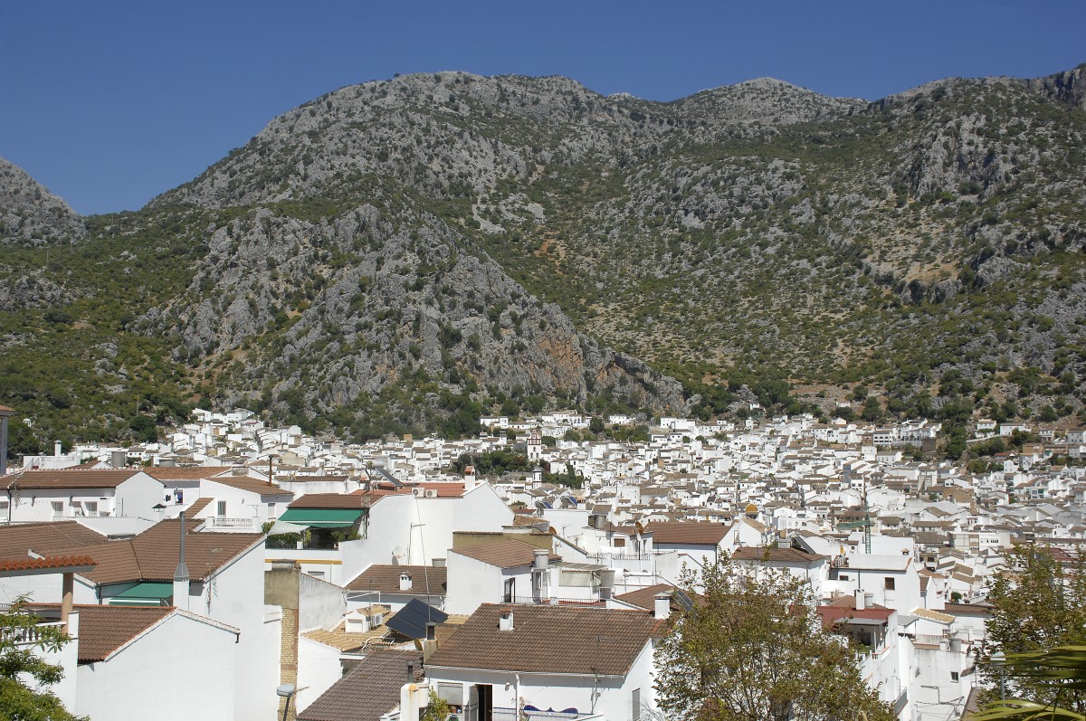 Ubrique -  eines der weien Drfer in Andalusien. Aufnahme: Juli 2014.
