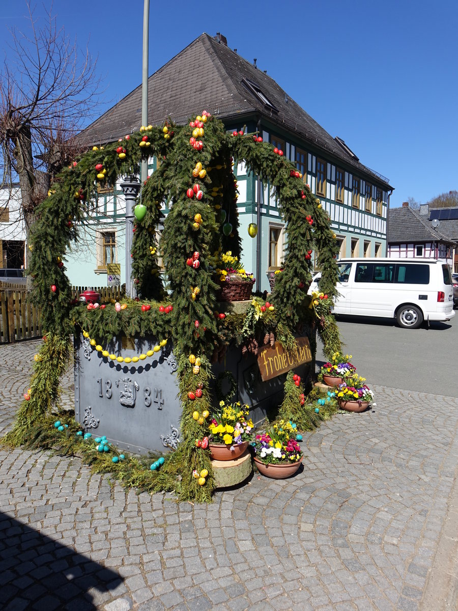 Uetzing, Osterbrunnen in der Oberlangheimer Strae (07.04.2018)