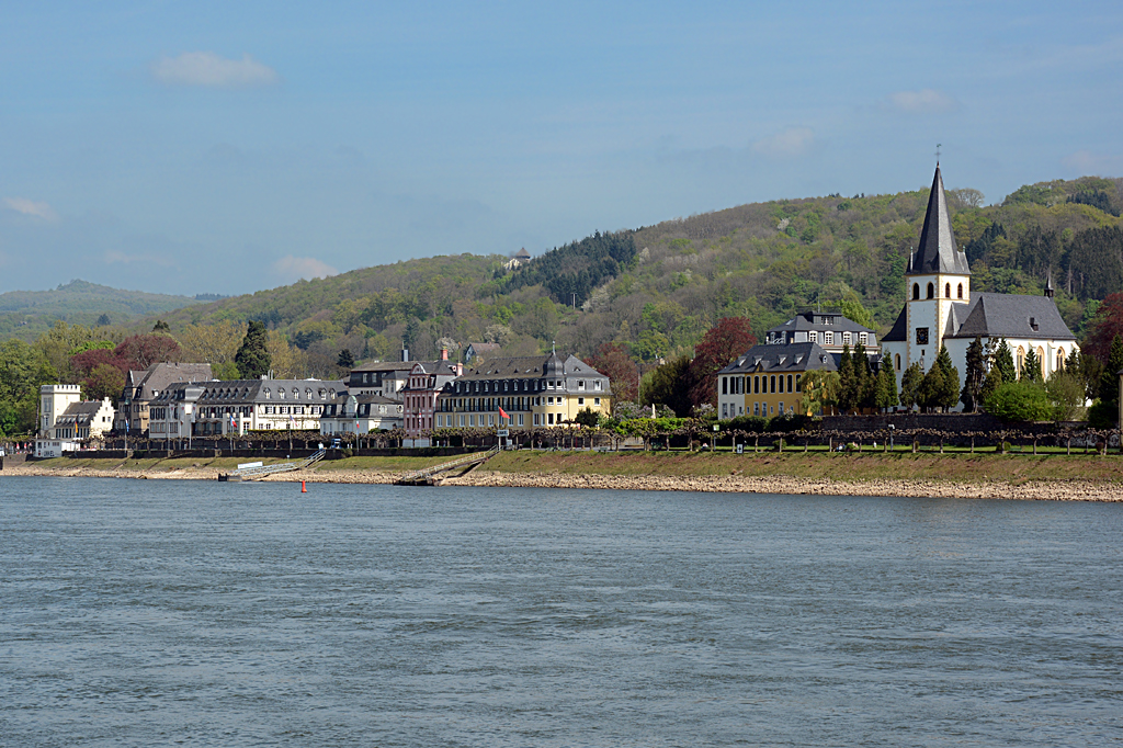  Uferskyline  von Unkel am Rhein - 12.04.2014