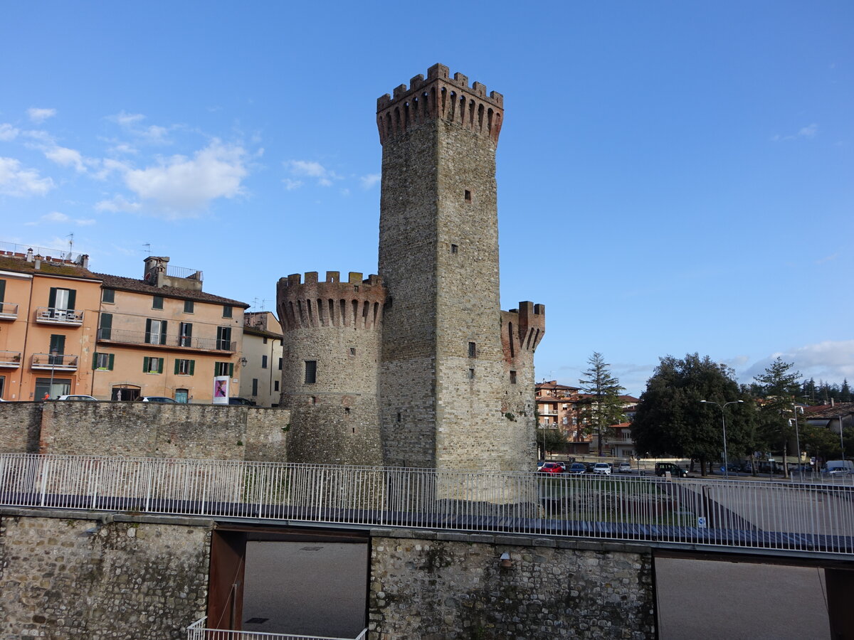 Umbertide, Rocca an der Piazza del Mercato, erbaut im 14. Jahrhundert (02.04.2022)