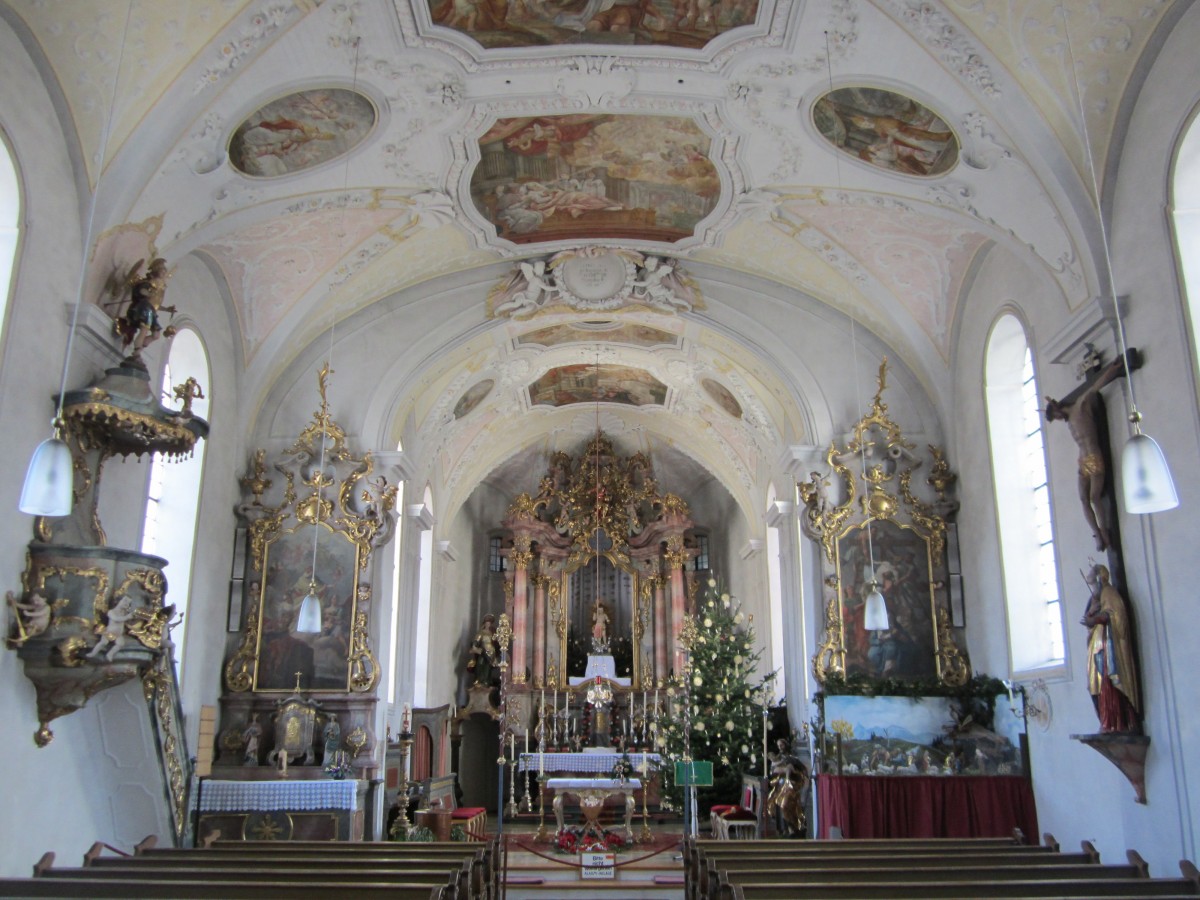 Unterammergau, Altre und Kanzel der St. Nikolaus Kirche, Stuck von Francesco Marazzi, Fresken von Johann Jakob Wrmseer und Sebastian Wrmseer (12.01.2014)