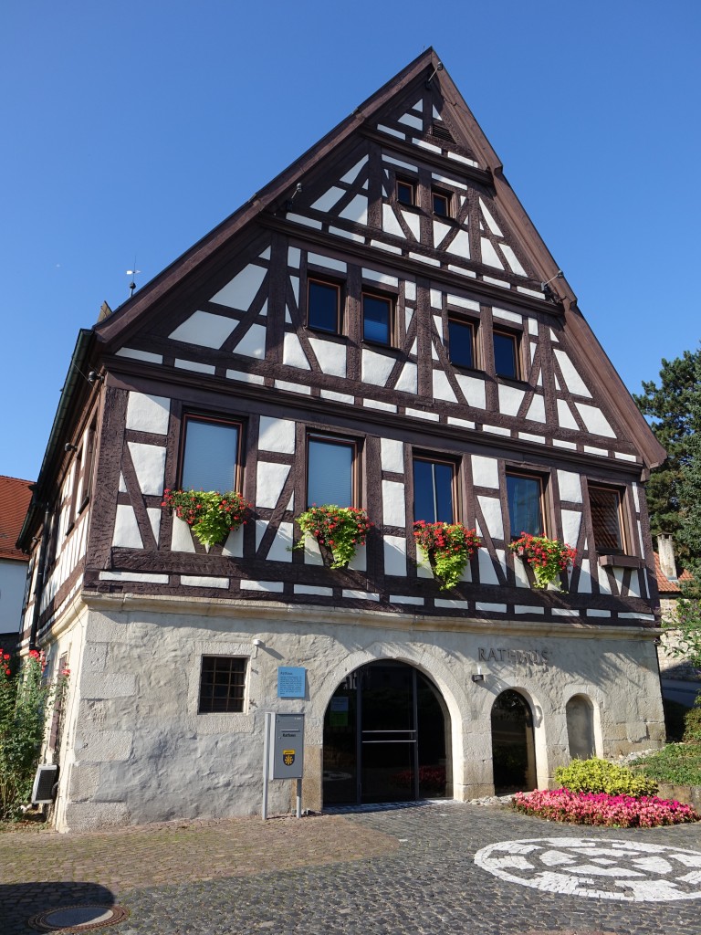 Unterensingen, Rathaus, ehem. wrttembergischer Erblehenshof, erbaut 1558 (30.08.2015)