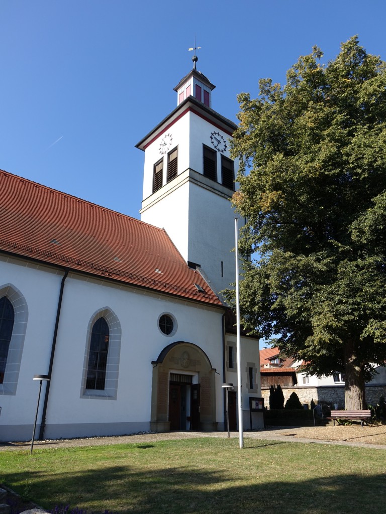 Unterensingen, St. Michael Kirche, erbaut ab 1275, romanische Reste im Chor (30.08.2015)