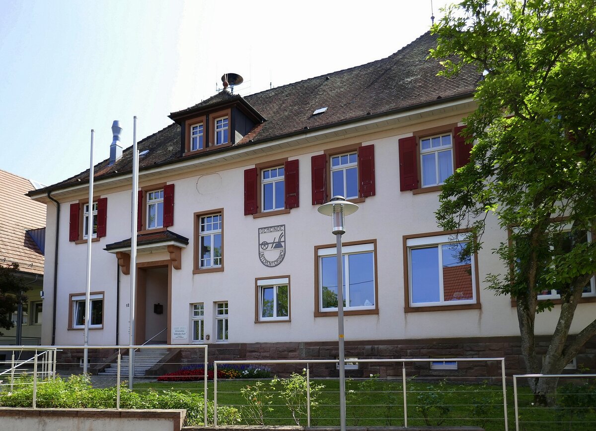 Unterentersbach im mittleren Schwarzwald, das Rathaus, der ca.800 Einwohner zhlende Ort ist seit 1975 ein Stadtteil von Zell am Harmersbach, Juli 2021
