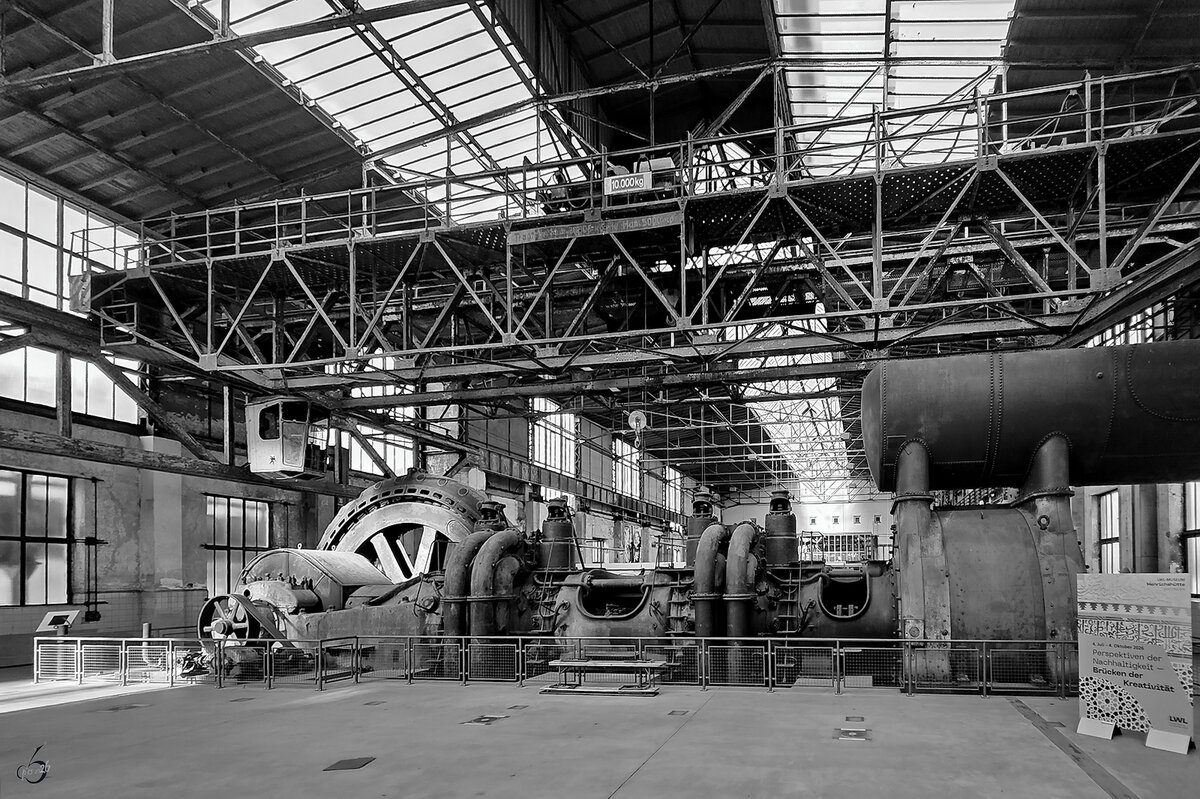 Unterwegs in der Gebl�sehalle des ehemaligen H�ttenwerkes in Hattingen, dem heutigen LWL-Industriemuseum Henrichsh�tte. (Oktober 2026)