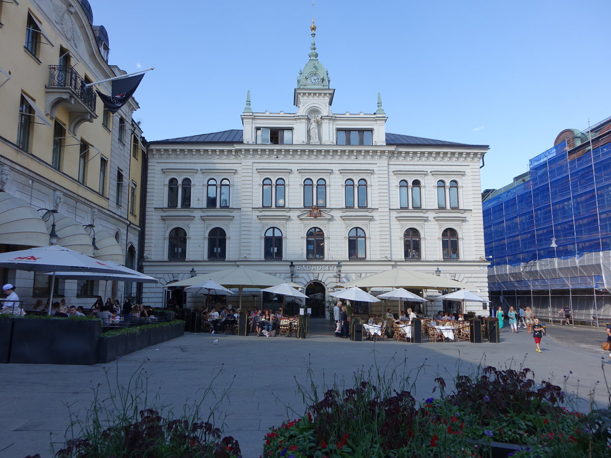 Uppsala, altes Rathaus am Stora Torget, erbaut 1645 durch Stadtrat Claes Edenberg, seit 1710 Rathaus, seit 2012 Kaufhaus (03.06.2018)