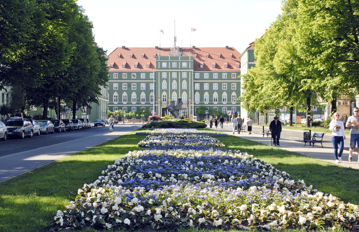 Urząd Miasta Szczecin (Kirchbauplatz, Stettin).

Aufnahmedatum: 24. Mai 2015.