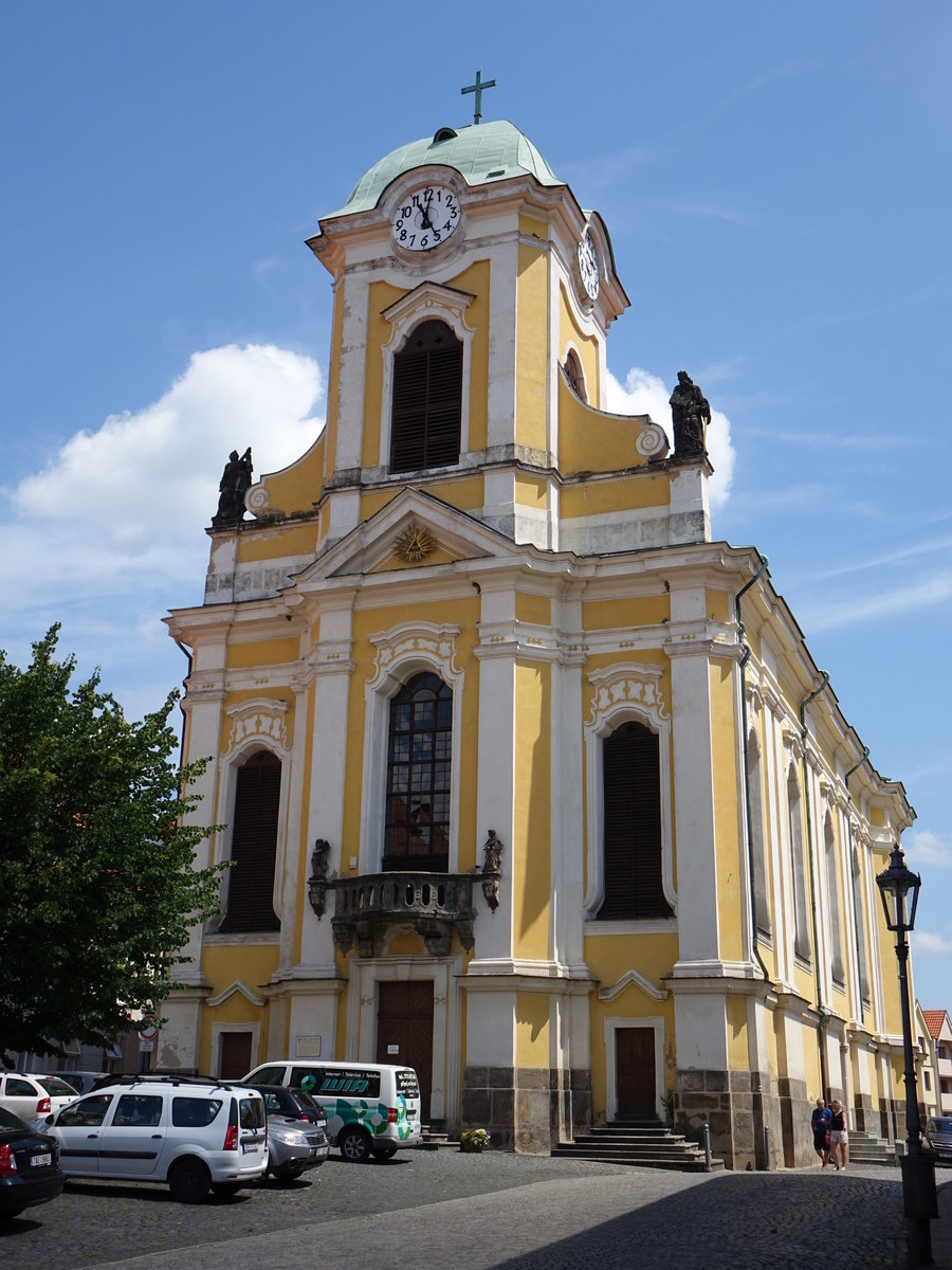 Ustek / Auscha, kath. Pfarrkirche St. Peter und Paul, erbaut von 1764 bis 1772 (28.06.2020)