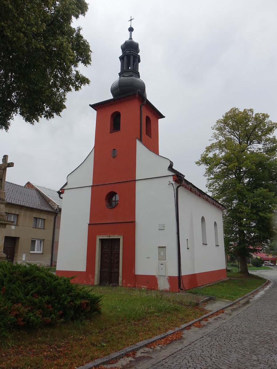 Ustin, Pfarrkirche St. Johannes, erbaut von 1861 bis 1862 (03.08.2020)