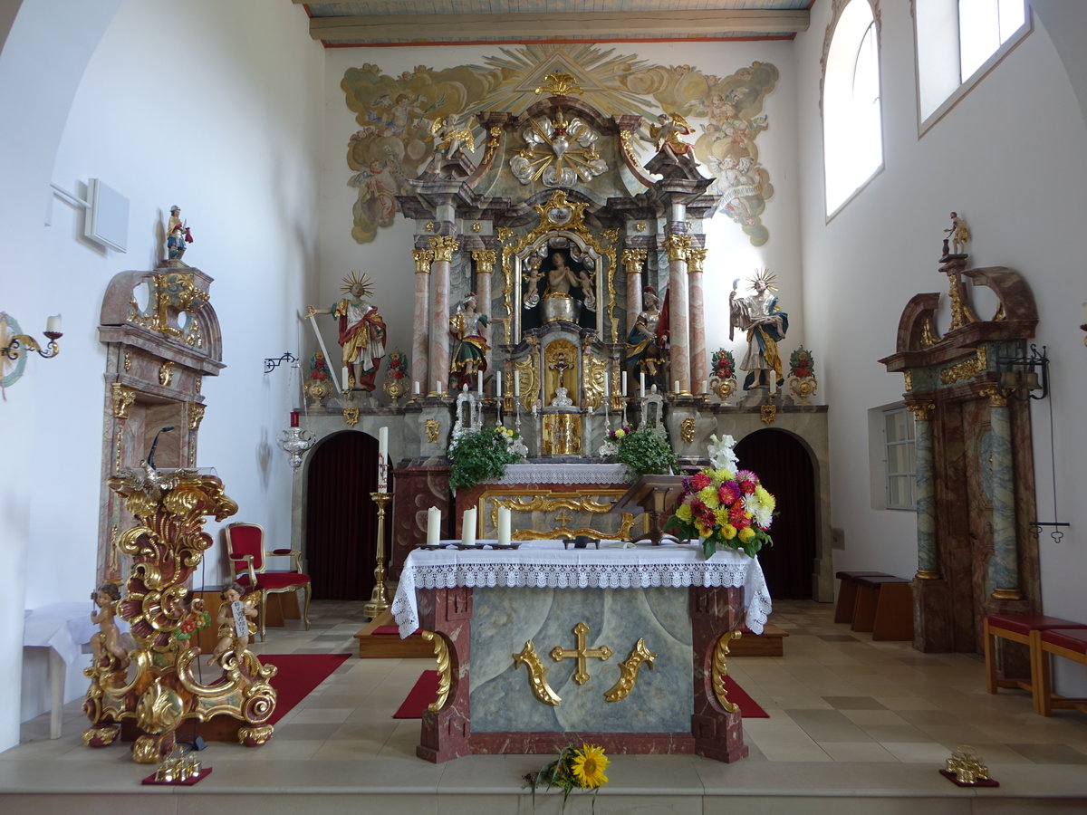 Utzenhofen, Hochaltar in der Pfarrkirche St. Vitus (20.08.2017)