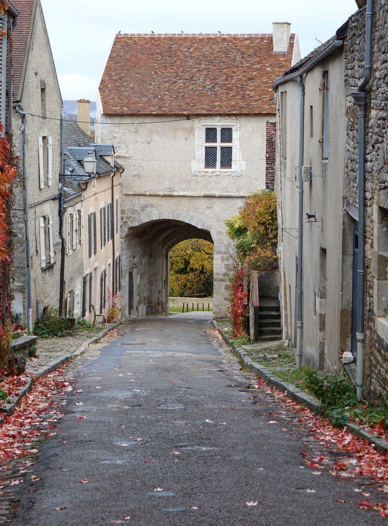 Vzelay, Porte Neuve aus dem 14. Jahrhundert (28.10.2015)