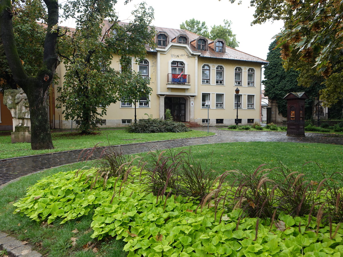 Vac, Bartok Pikethy Gymnasium in der Piaristen Utca (02.09.2018)