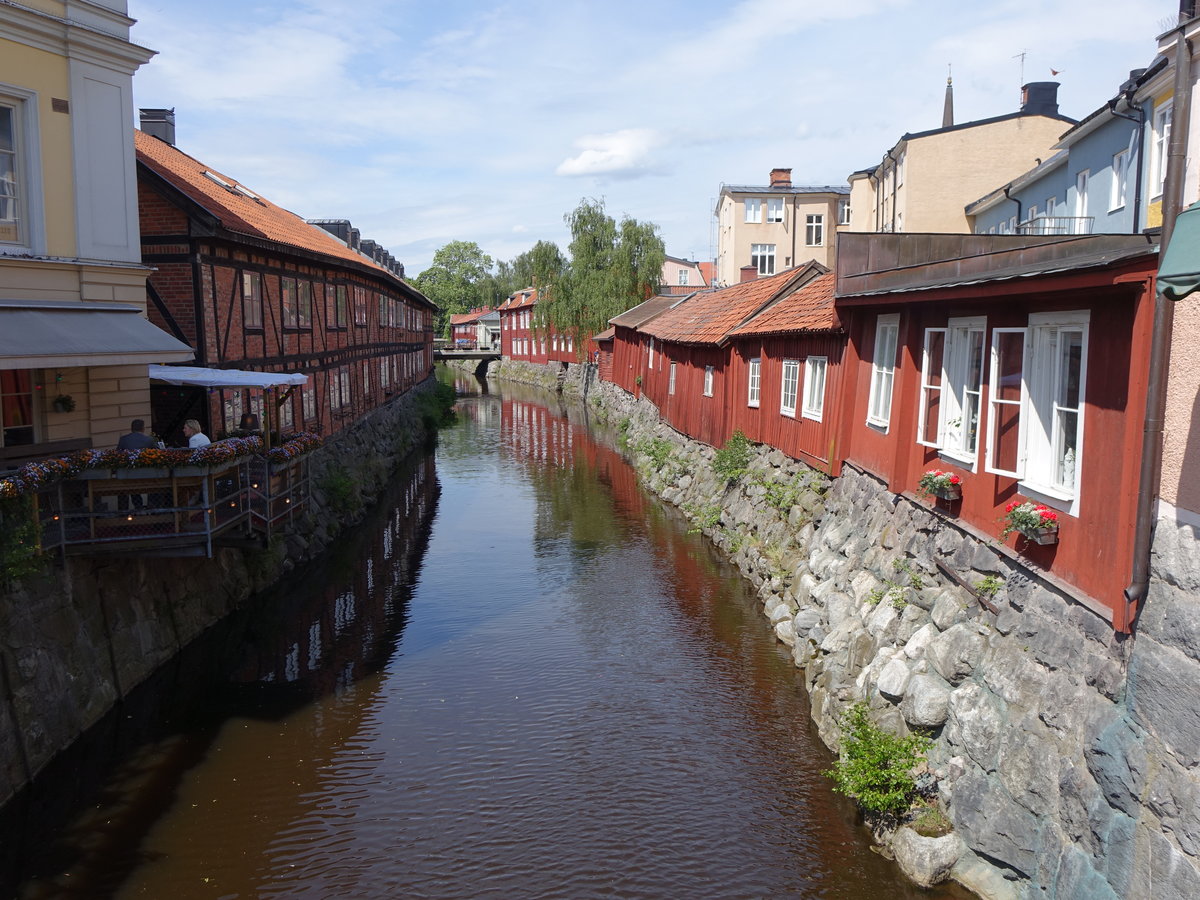 Vsteras, Holzhuser am Svartan Bach (15.06.2016)