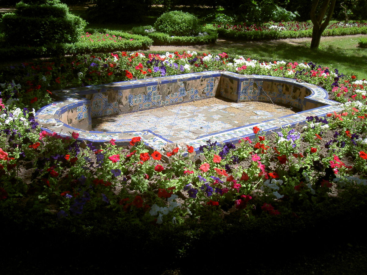 Valladolid, Mosaikbrunnen am Campo Grande (19.05.2010)