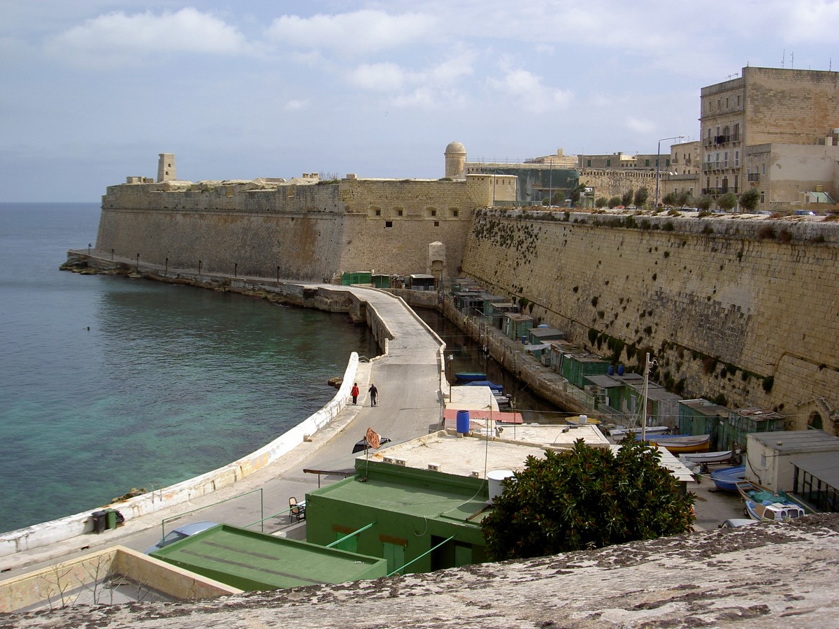 Valletta, St. Gregory Bastion in der St. Elmo Bay (23.03.2014)