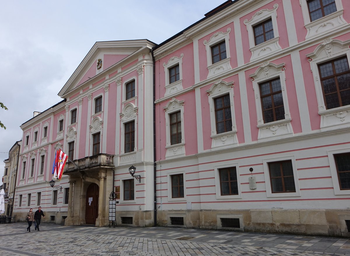 Varazdin, Zupanijska Palais, erbaut im 18. Jahrhundert durch Jakob Erber als Sitz der Gespanschaft (03.05.2017)