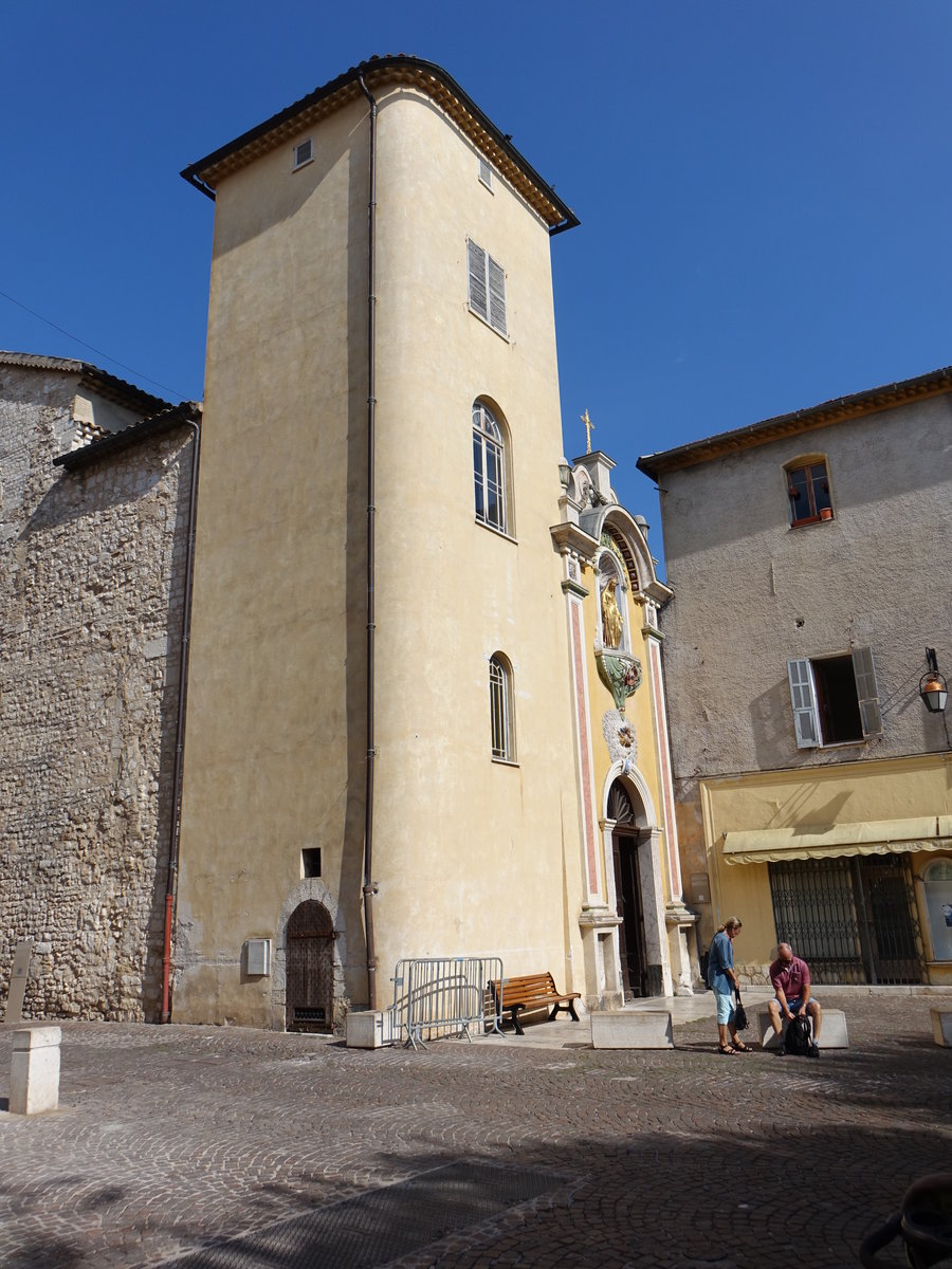 Vence, die romanische Kathedrale de la Nativit-de-Marie aus dem 11. Jahrhundert ist auf rmischen Fundamenten errichtet (27.09.2017)