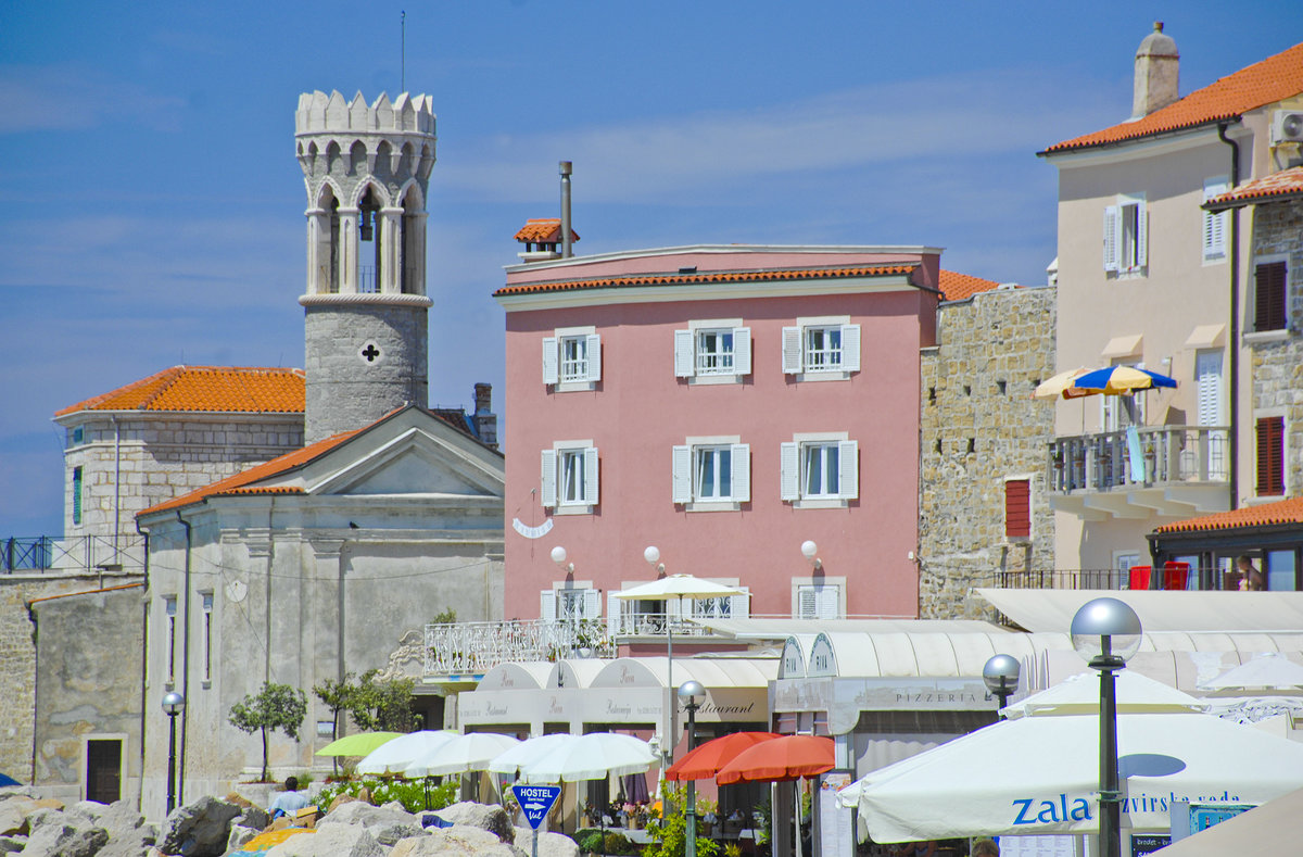 Venezianische Architektur in Piran. Aufnahme: 26. Juli 2016.