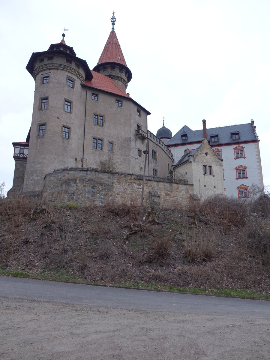 Veste Heldburg, hochmittelalterliche Hhenburg, erbaut im 14. Jahrhundert (24.03.2016)